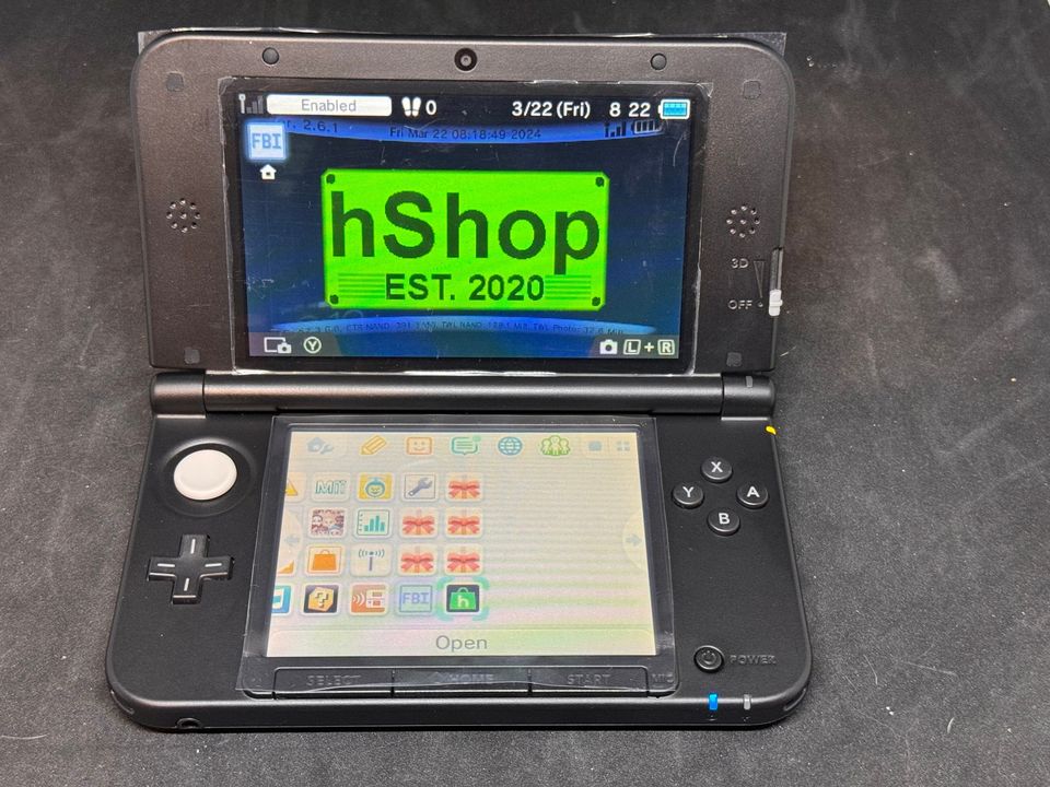 Nintendo 3DS XL with 128GB Storage - CFW