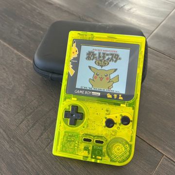 Game Boy Pocket, yellow, finished mod by Retro Gaming Insider